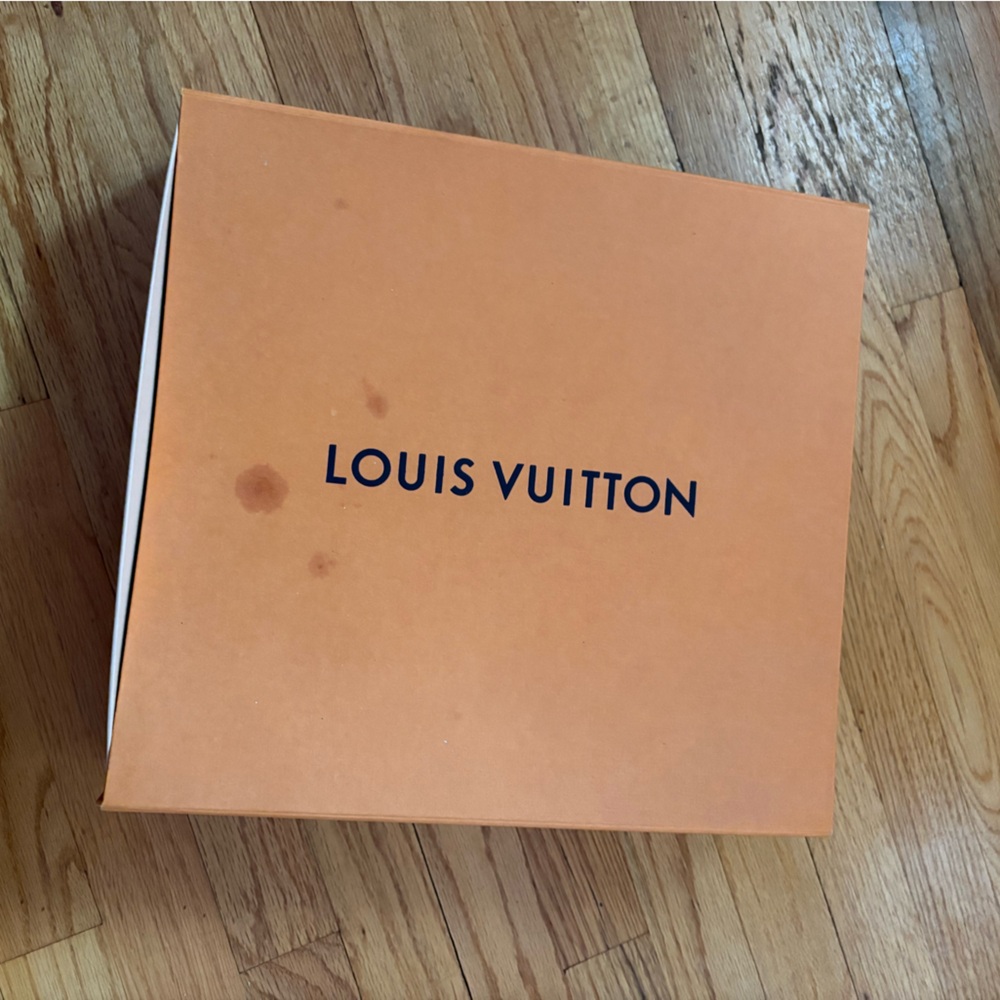 EVERYTHING MUST GO. Louis Vuitton Signature Orange Box